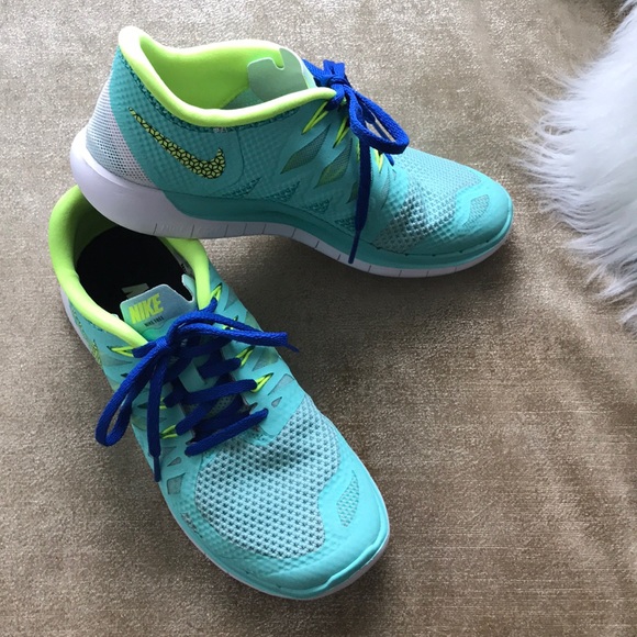 Nike ID Free Runs - Picture 6 of 8